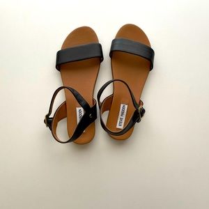 Women’s Steve Madden sandals